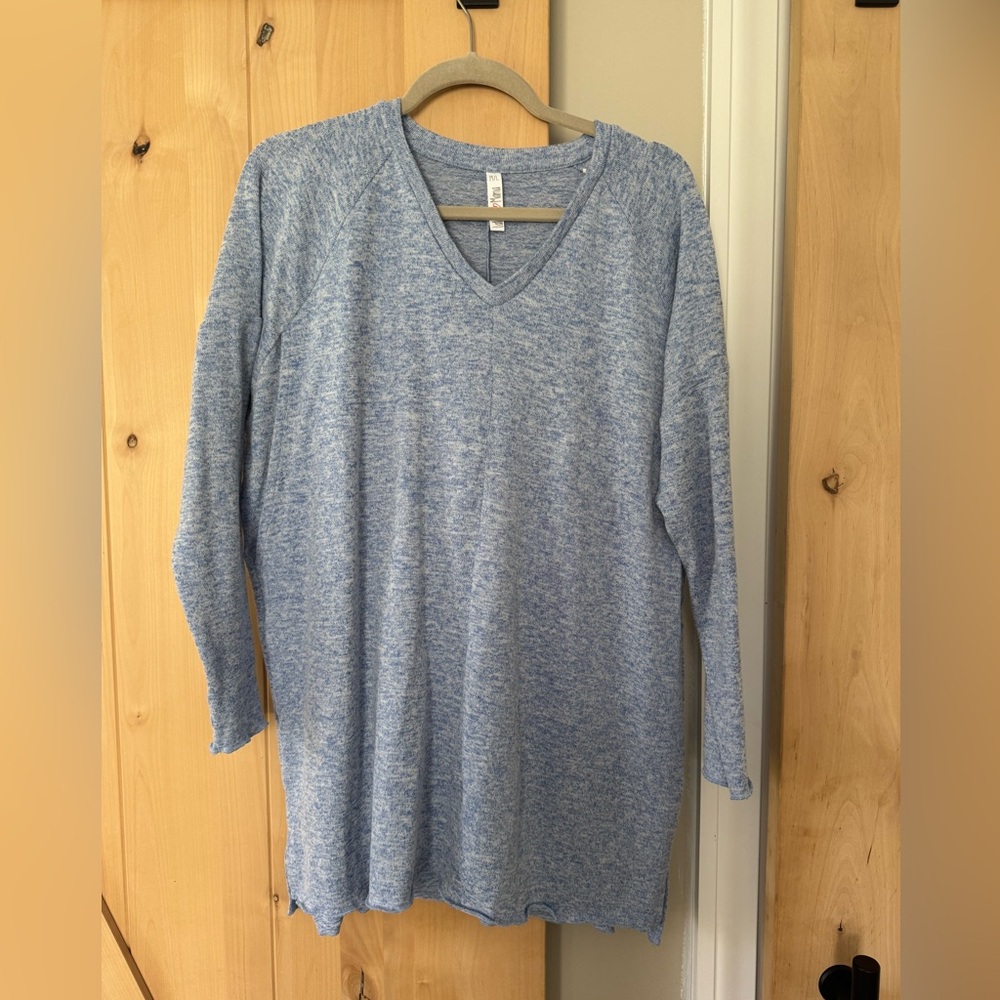 Nursing- Blue V-Neck Long Sleeve Breastfeeding sweater top
